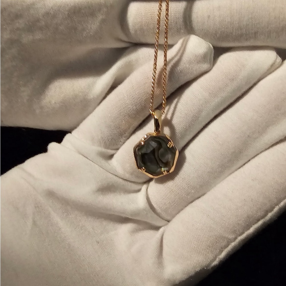 Kendra Scott Elegant Rose Gold and Marbled Pendant Necklace